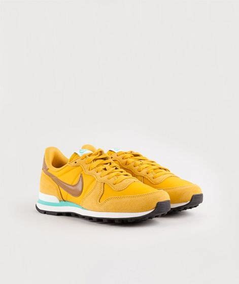 nike schuhe damen gelb|Gelbe Nike Schuhe für Damen online kaufen.